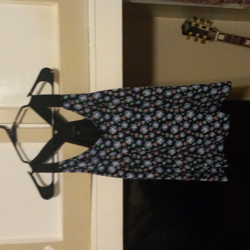 Banana Republic sleeveless blouse